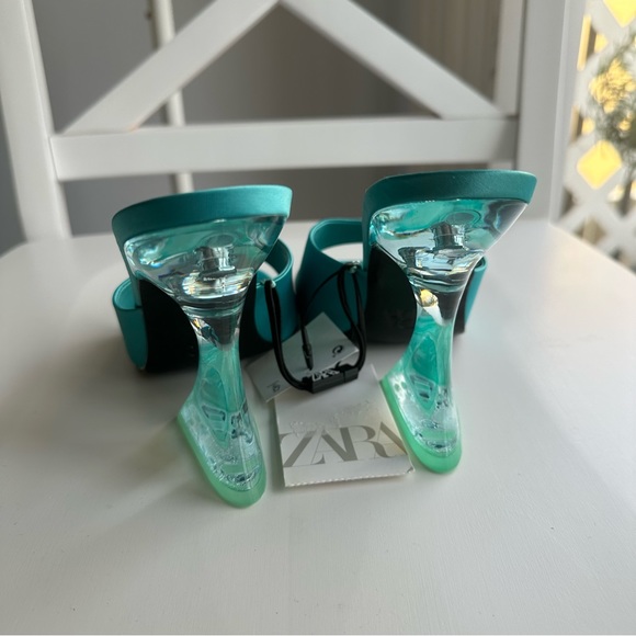 NWT Zara Aqua Blue Satin Mules with Clear Acrylic Heels - Bloggers Fave - Picture 7 of 12